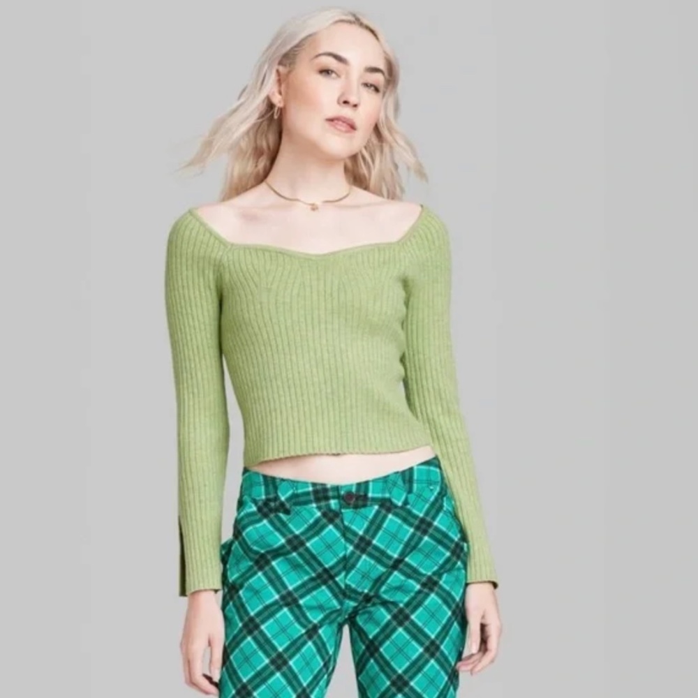 Wild Fable Sweetheart Neck Fitted Pullover in Sage